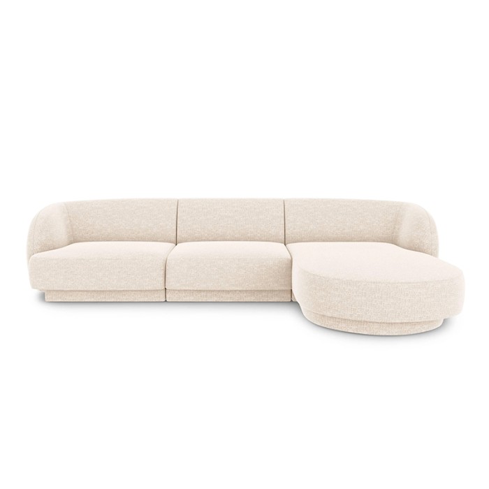 Haluta hoekbank in crèmekleurige bouclé stof met afgeronde chaise longue en modern design.jpg